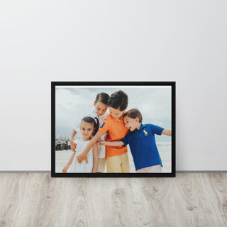 Customizable framed canvas